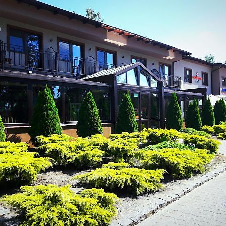 Santana Club Bed and Breakfast Wieleń Zaobrzański Eksteriør billede
